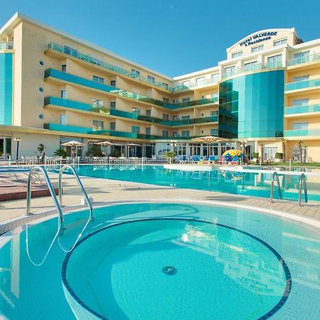 Hotel Valverde & Residenza Cesenatico Exteriör bild